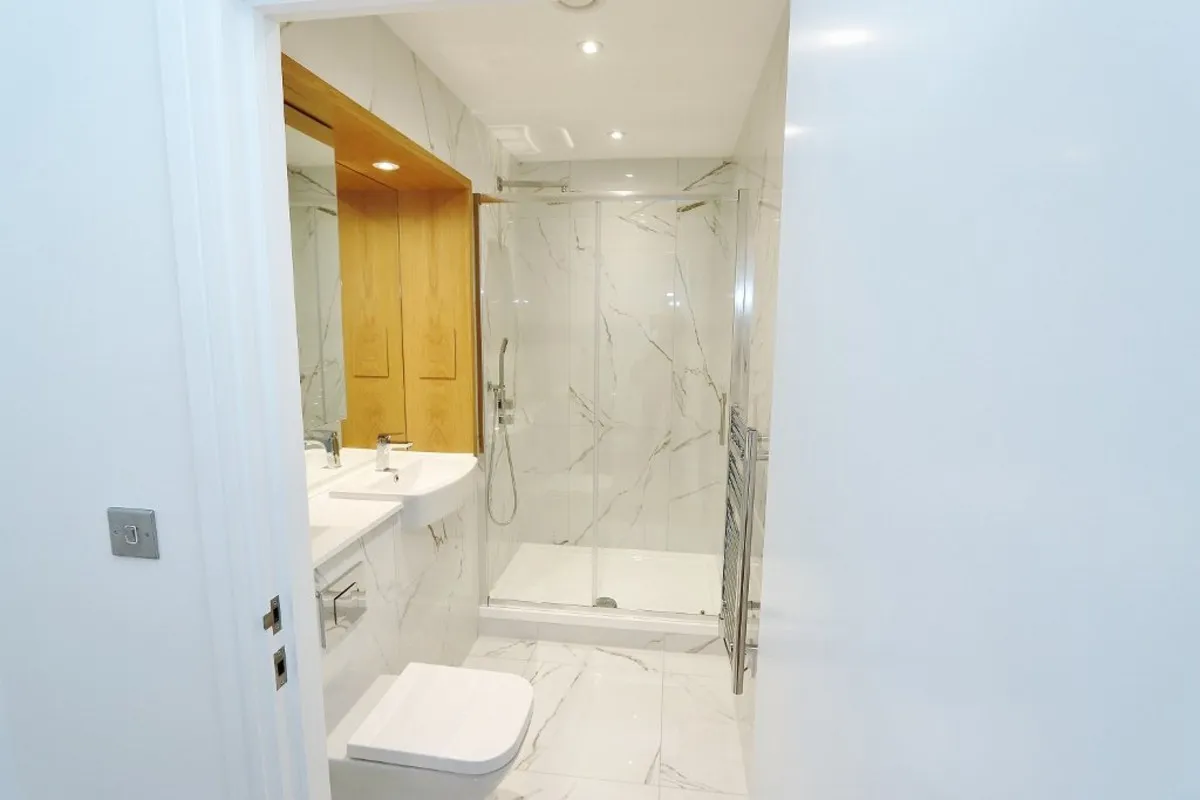 75 London Road, Essex, Romford, RM7 9DG, photo 8