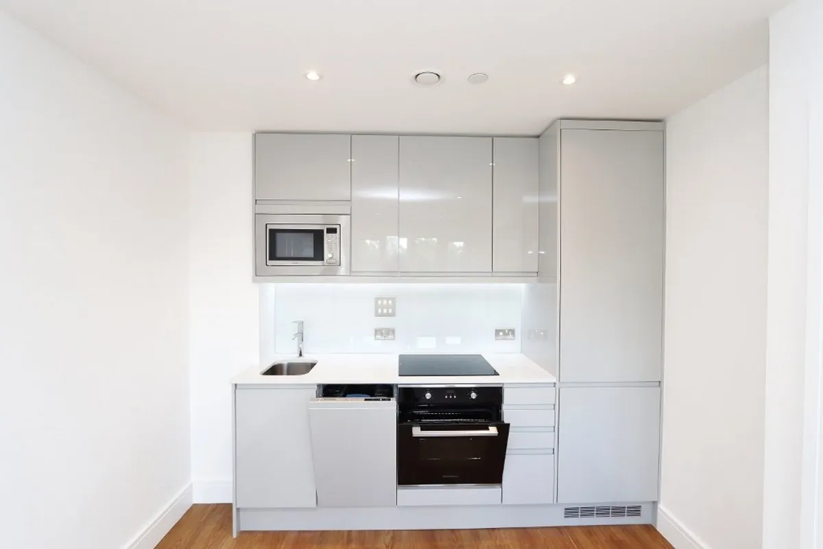 75 London Road, Essex, Romford, RM7 9DG, photo 6