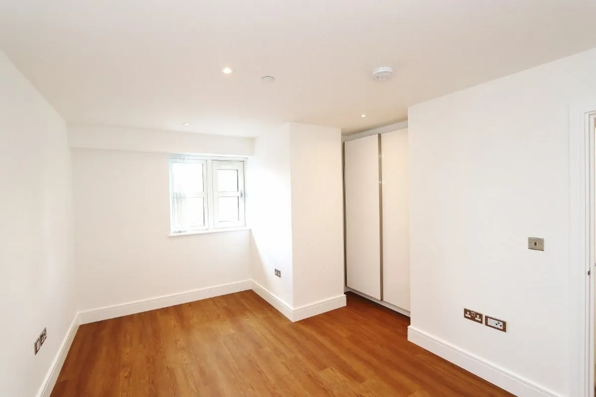 75 London Road, Essex, Romford, RM7 9DG, photo 4