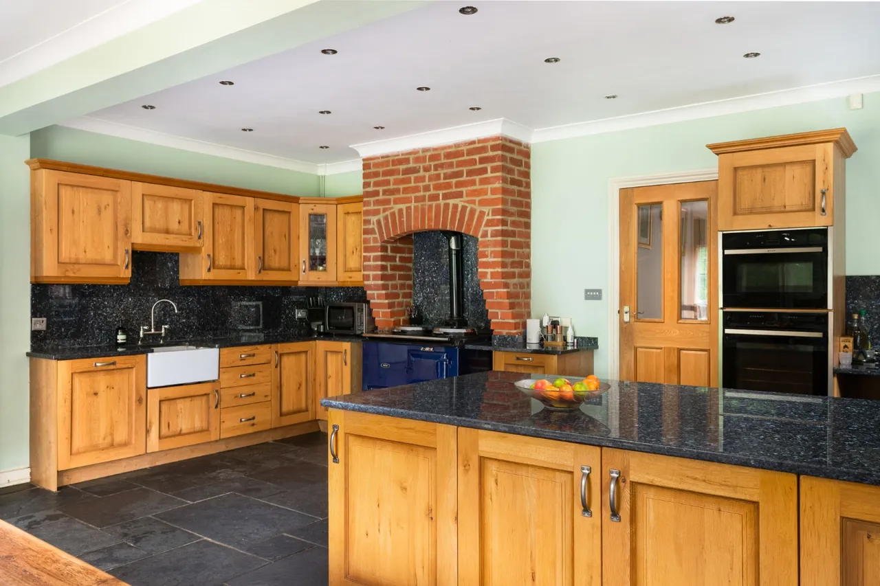 Red Shute Hill, Thatcham, RG18, photo 7