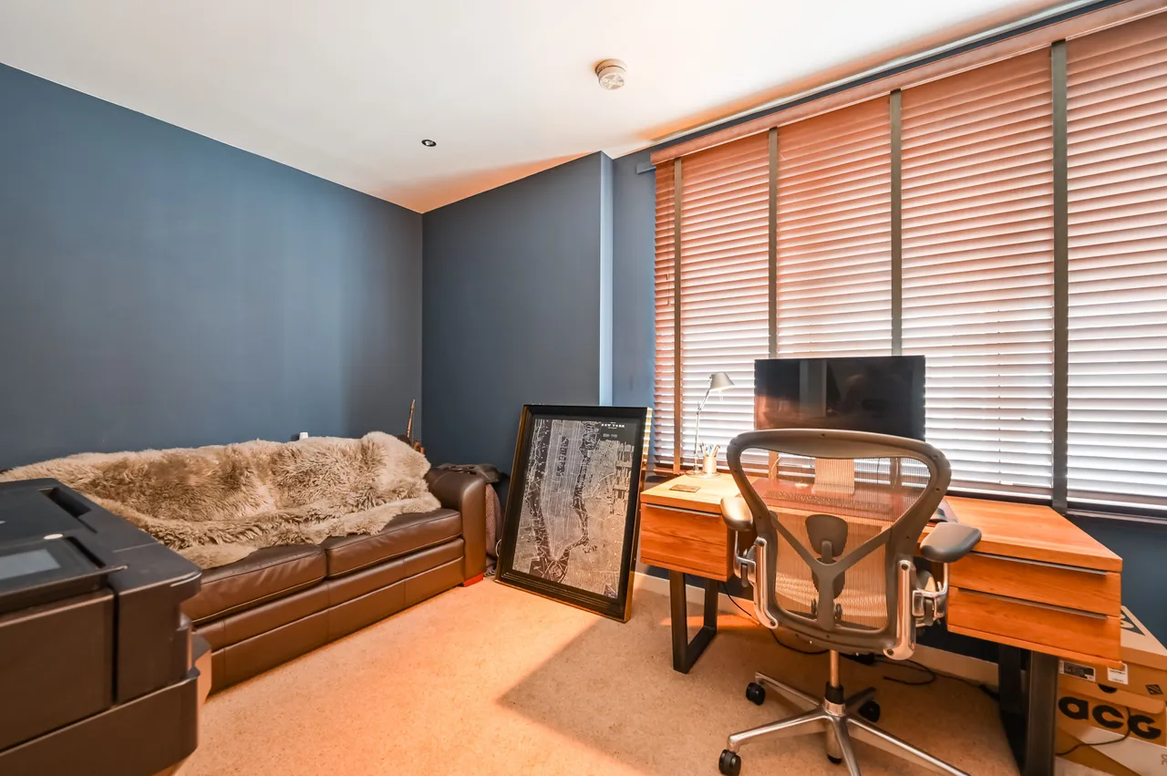 Flat 62, Boyd Building, 13 Hudson Way, London, photo 8
