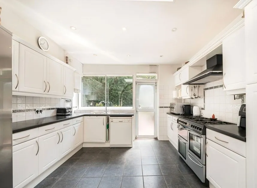 Victoria Avenue, Surbiton, KT6, photo 4