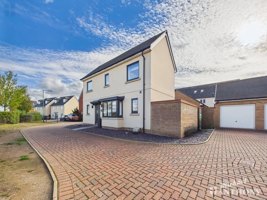 Sierra Drive, Aylesbury, HP18, photo 23