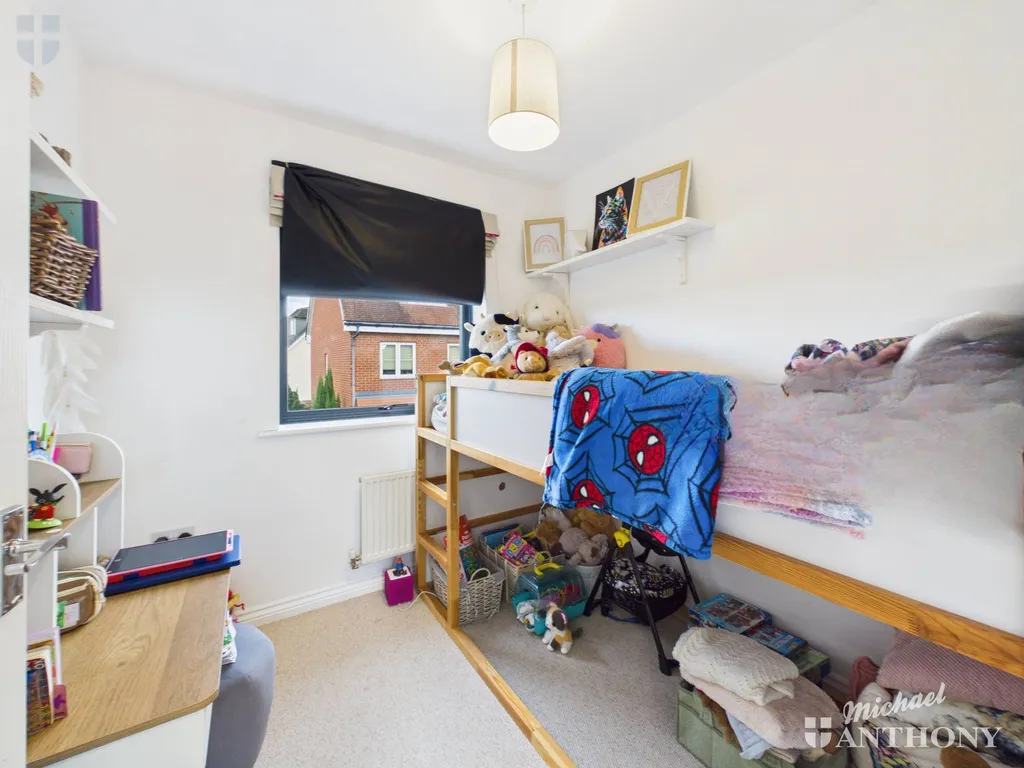 Sierra Drive, Aylesbury, HP18, photo 10