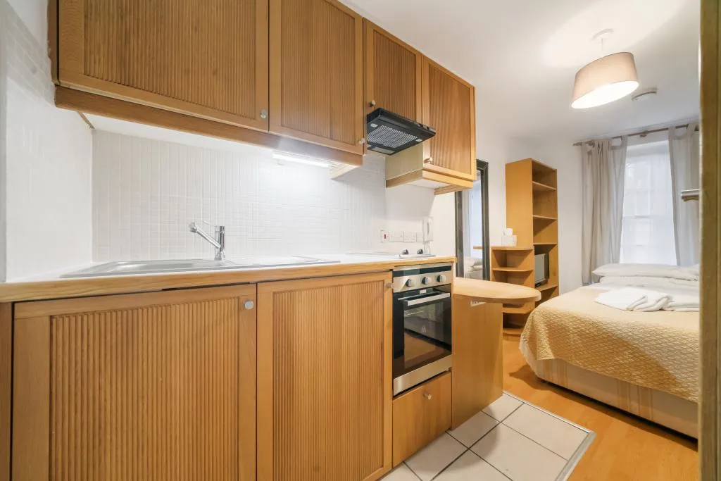 Cartwright Gardens, Bloomsbury, WC1H, photo 2