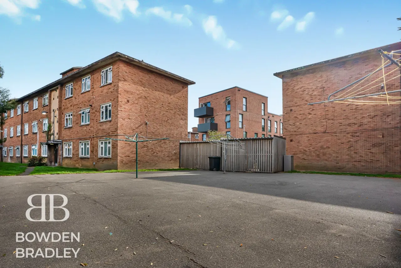 Cranbrook Road, Barkingside, IG6, photo 14