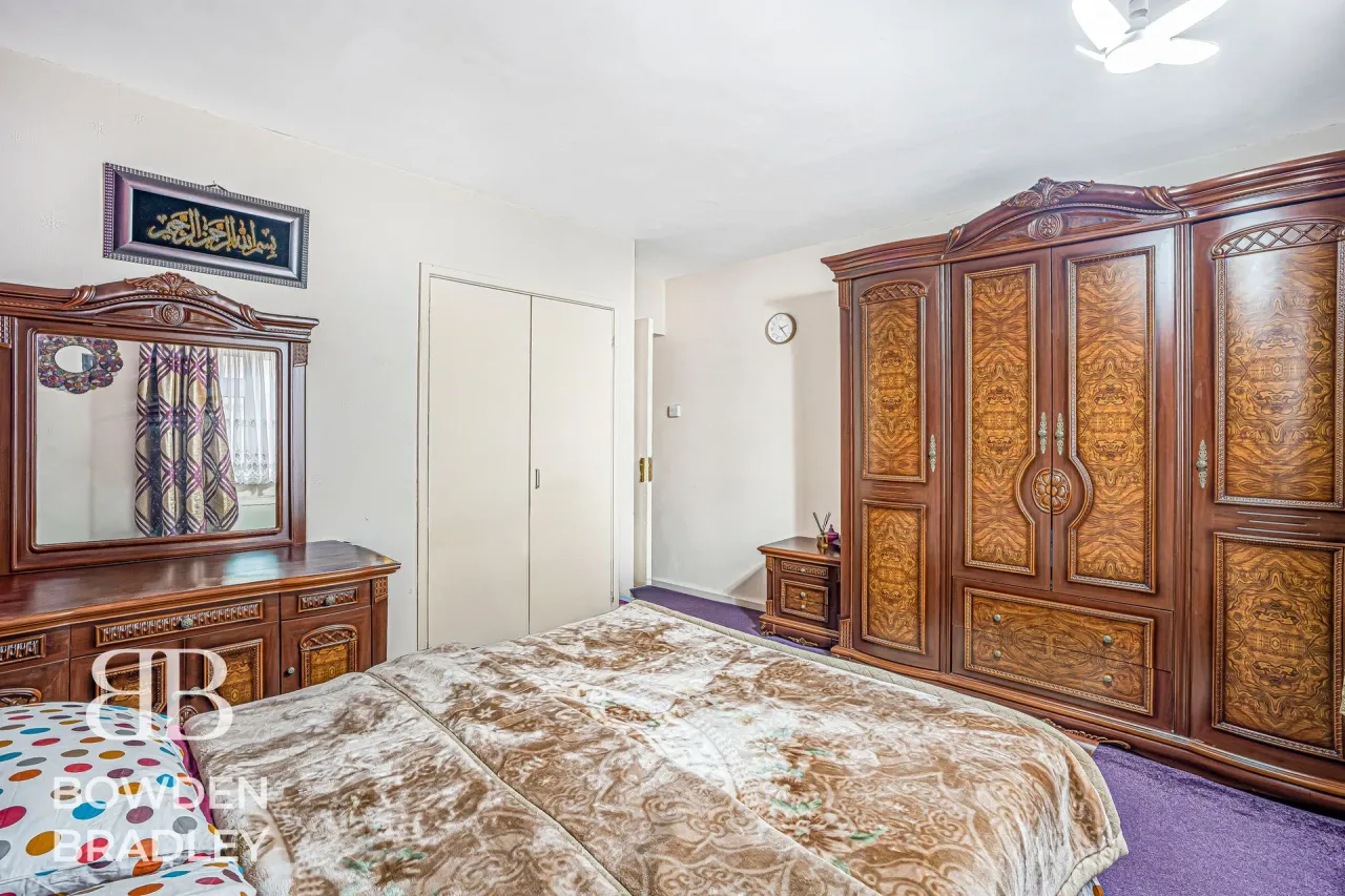 Cranbrook Road, Barkingside, IG6, photo 9