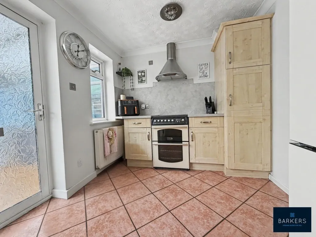 Oakway Birkenshaw, Bradford BD11 2PG, photo 6