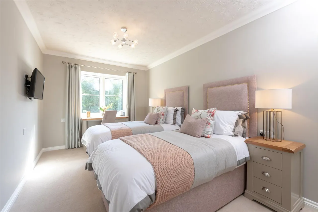 Laindon Road, Billericay, CM12, photo 13