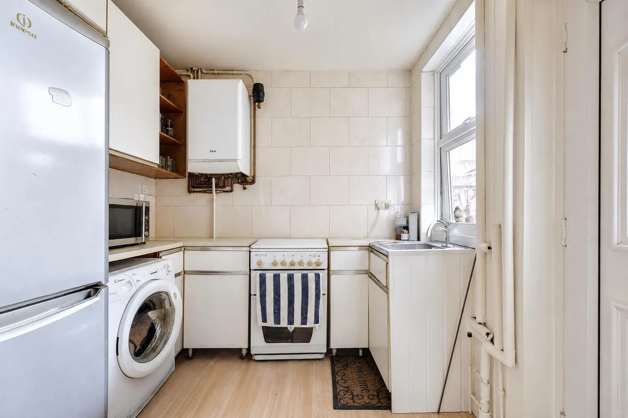 Cedar Road, Nottingham, NG7, photo 2