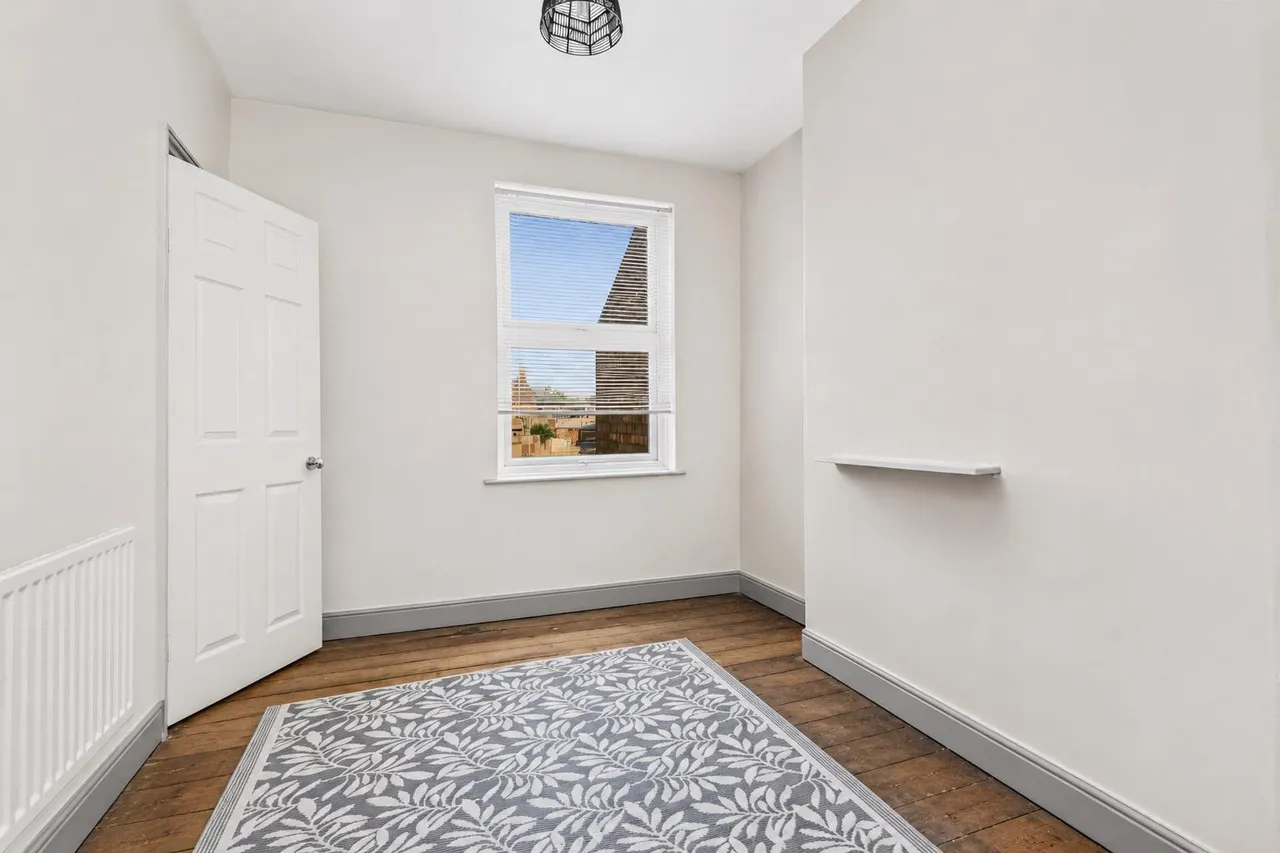 Cedar Road, Nottingham, NG7, photo 7