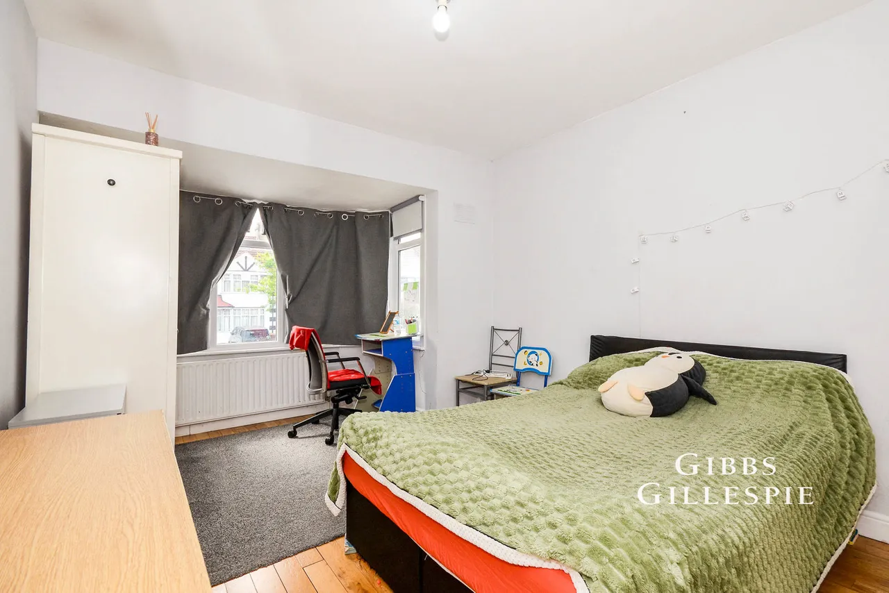 Roxeth Green Avenue, Harrow Fees Apply, HA2, photo 4