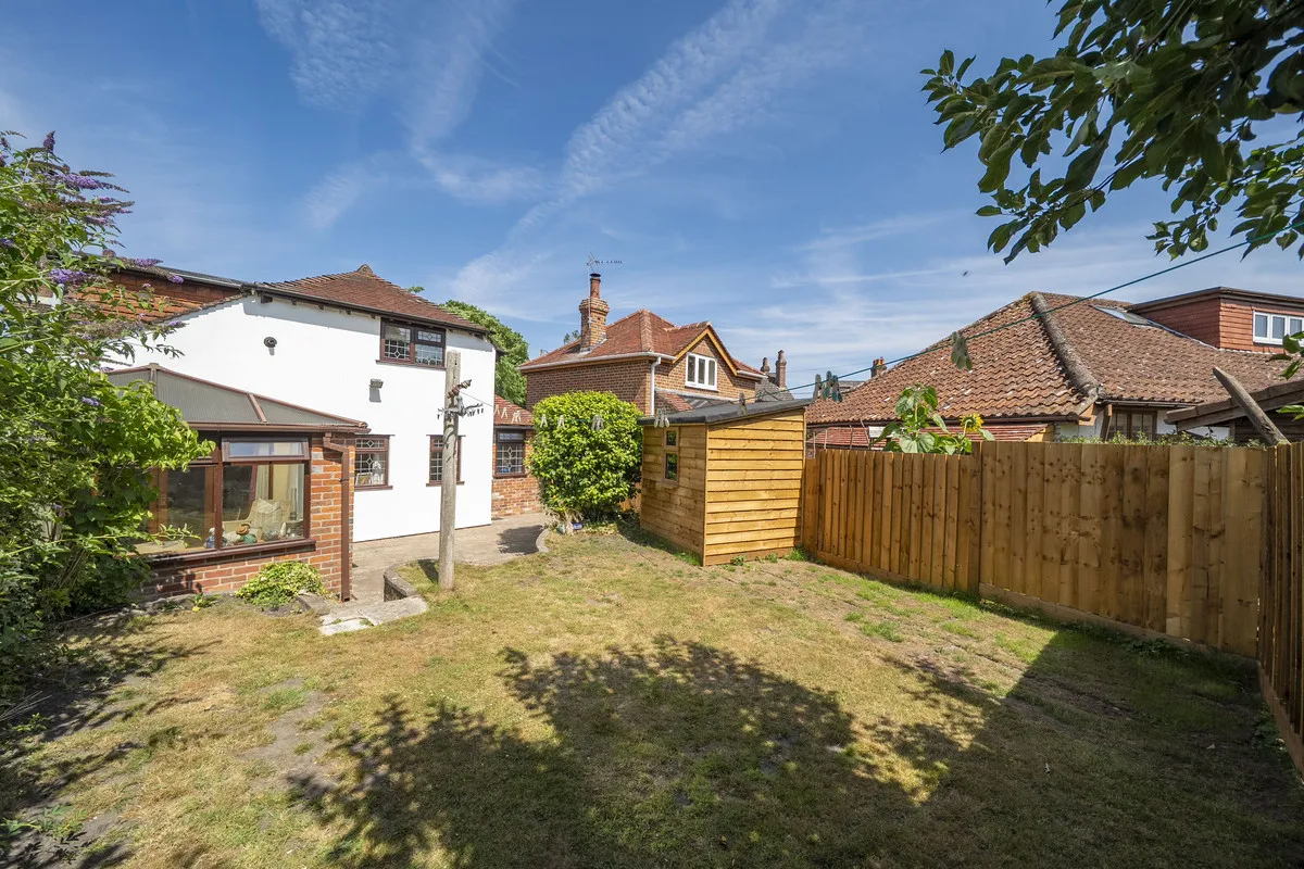Lyndhurst, SO43, photo 14