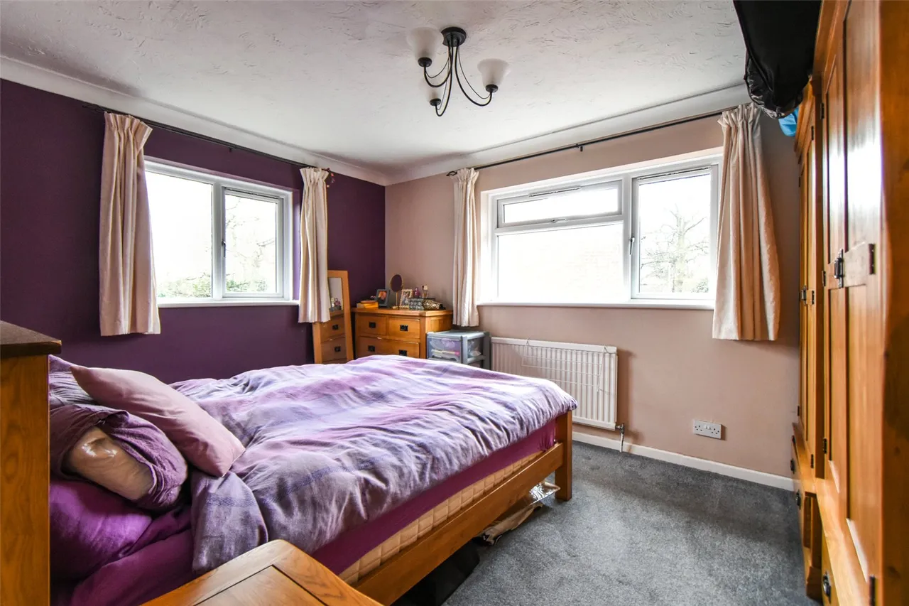Rosebay Gardens, Hook, Hampshire, RG27 9PN, photo 7