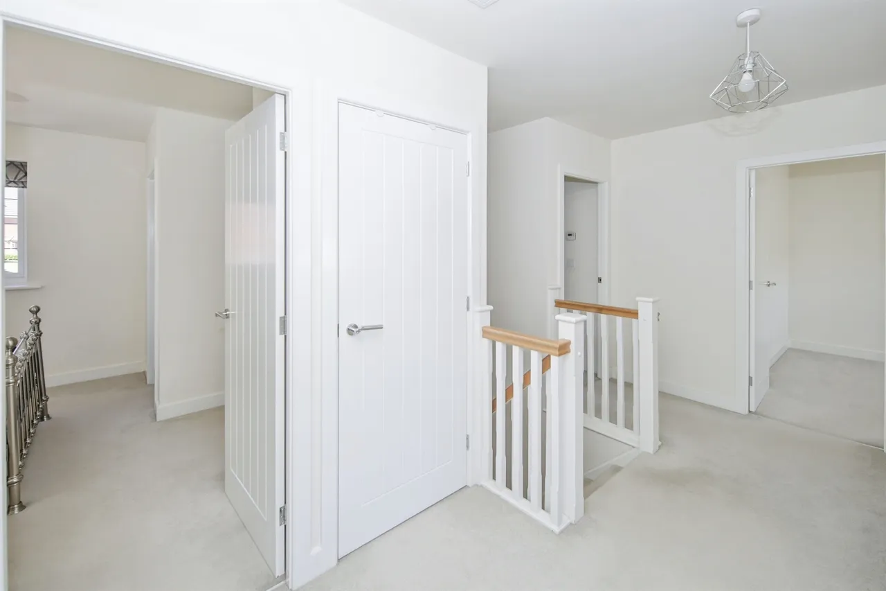 Martin Drive, Kenilworth, CV8, photo 14