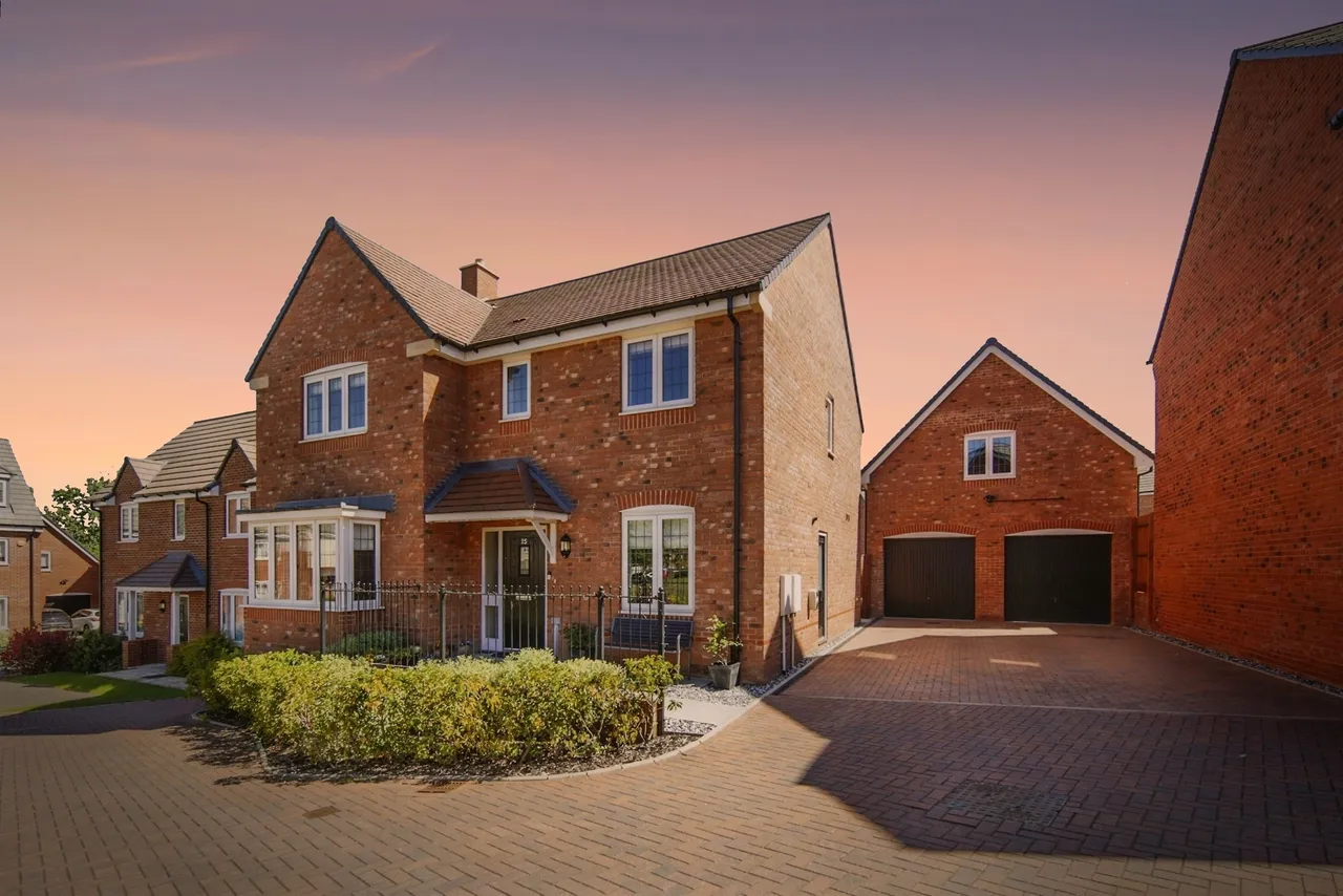 5 bed house for sale, Martin Drive, Kenilworth, CV8