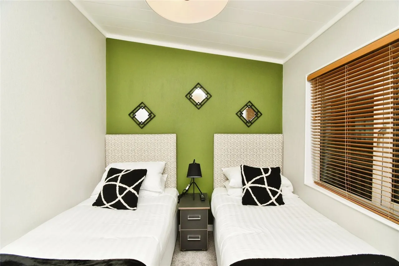 Fishguard Bay Resort, SA65, photo 13