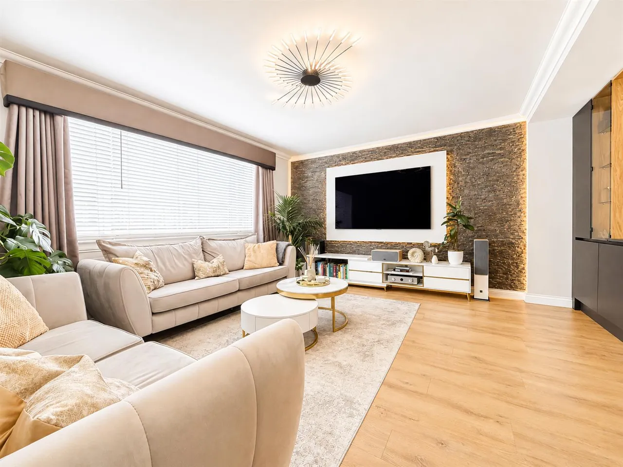 Coatbridge Road, Glenmavis, Airdrie, ML6 0NL, photo 3