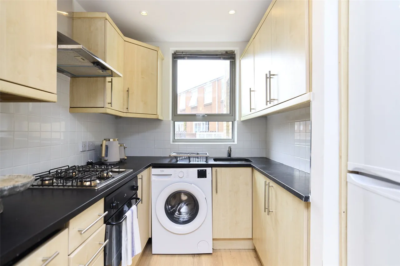 Pellerin Road, London, N16, photo 6