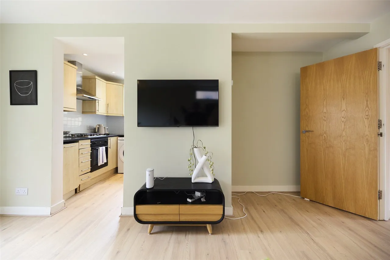 Pellerin Road, London, N16, photo 4