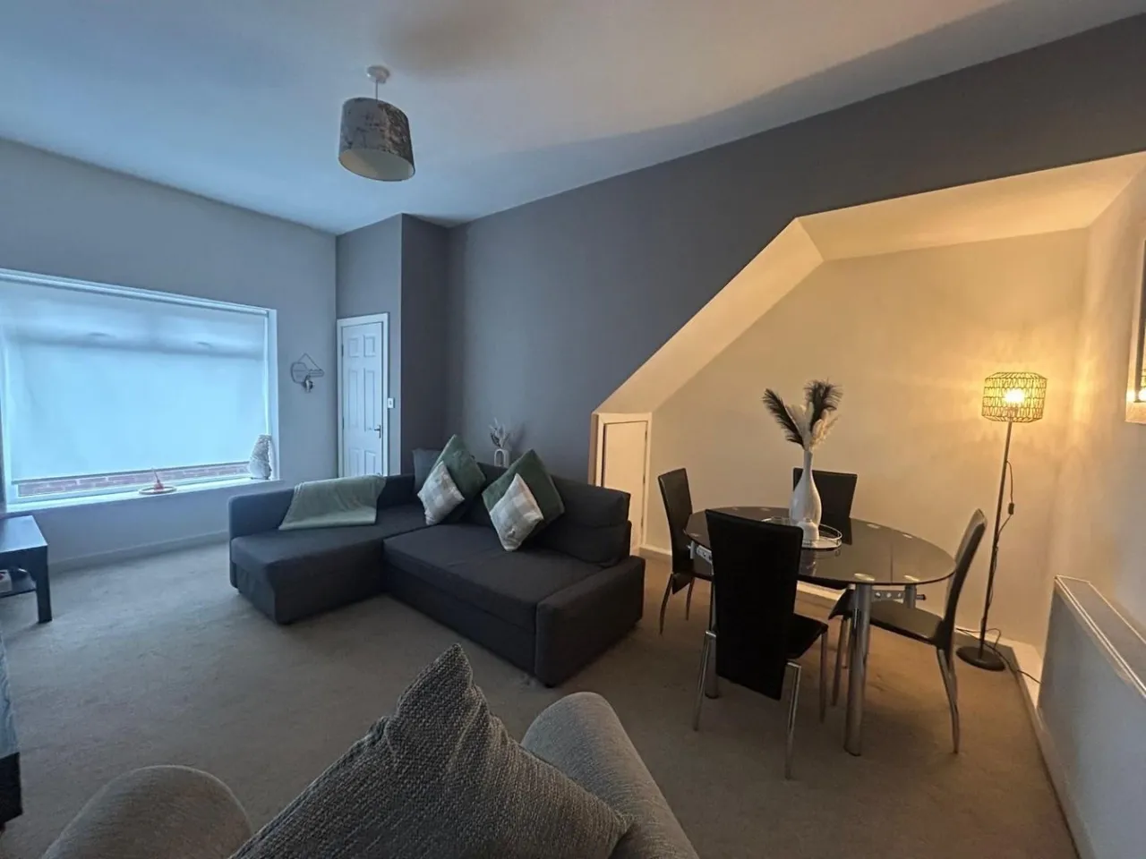 2 bed house to rent, Uppermoor, Pudsey, LS28