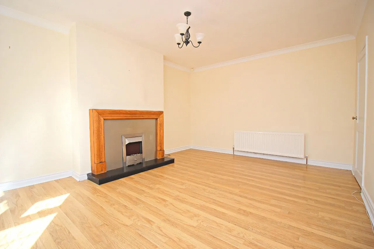 Springwell Road, North End, DH1, photo 3