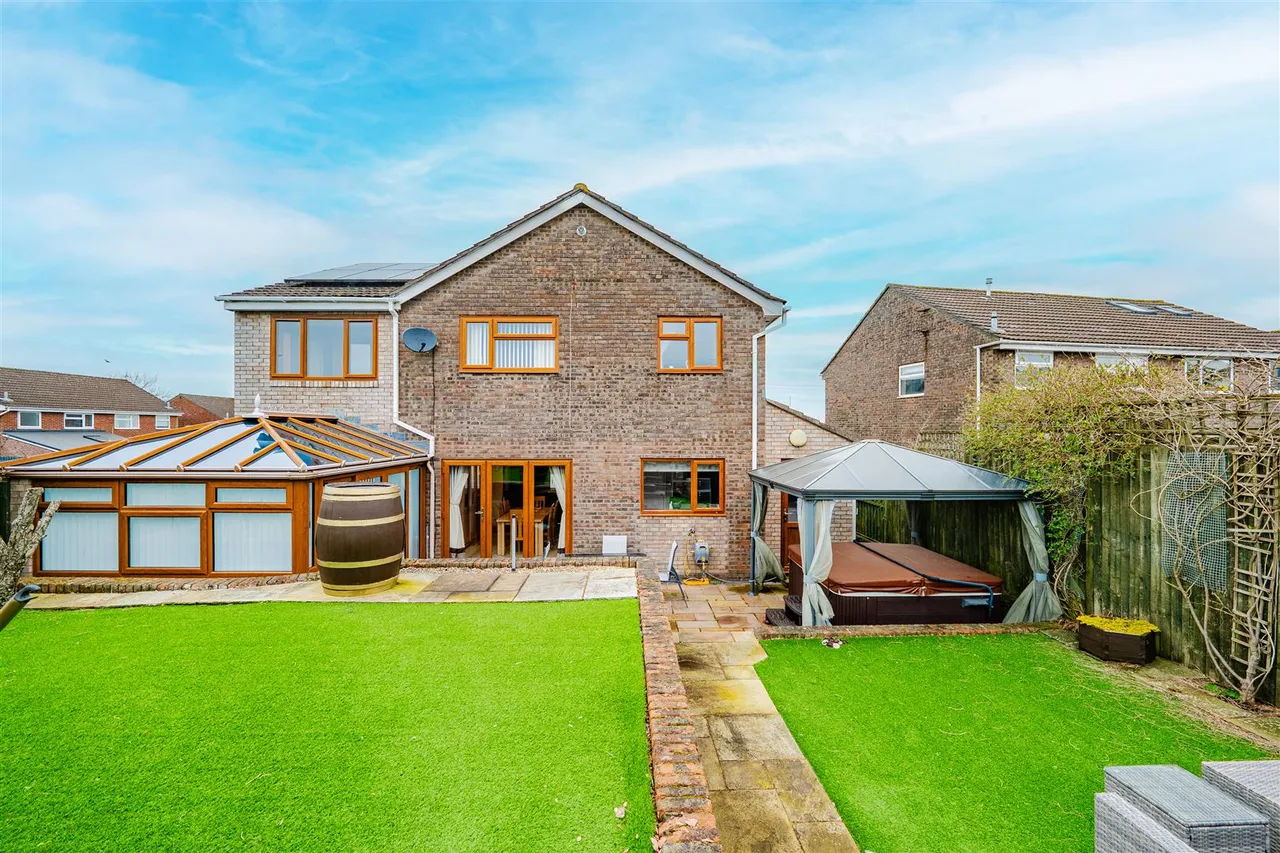 Sherbourne Close, Barry, CF62 8AQ, photo 42