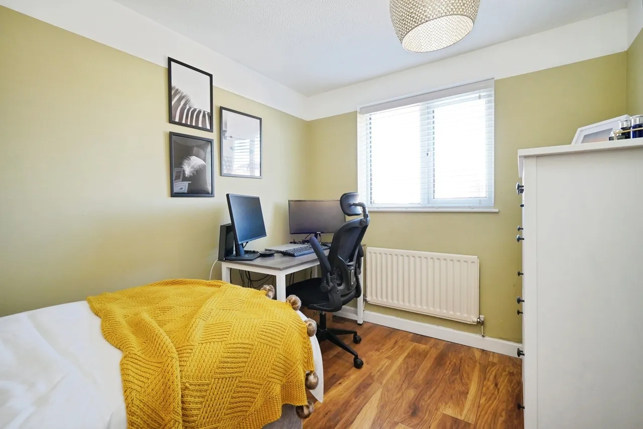 Briar Close, Hugglescote, LE67, photo 14