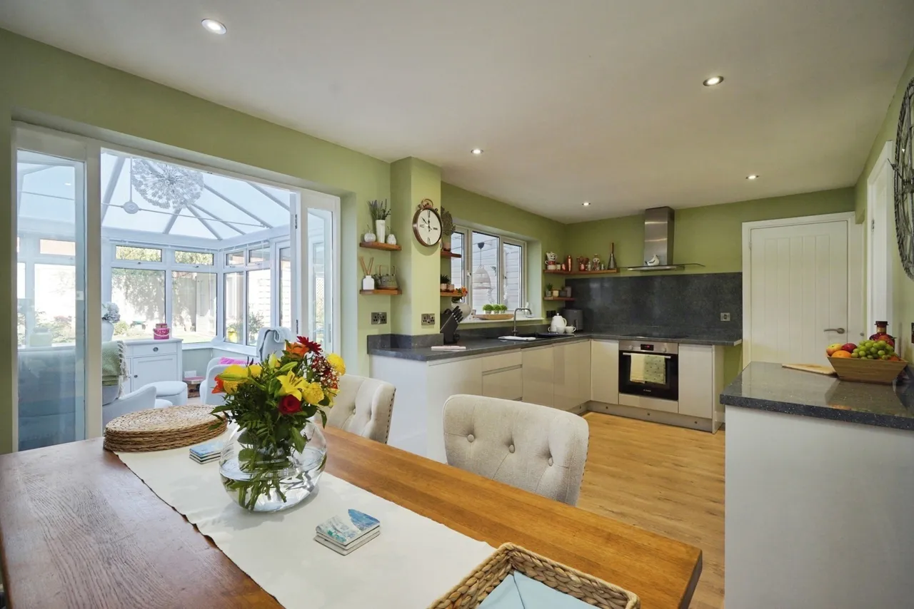 Briar Close, Hugglescote, LE67, photo 5
