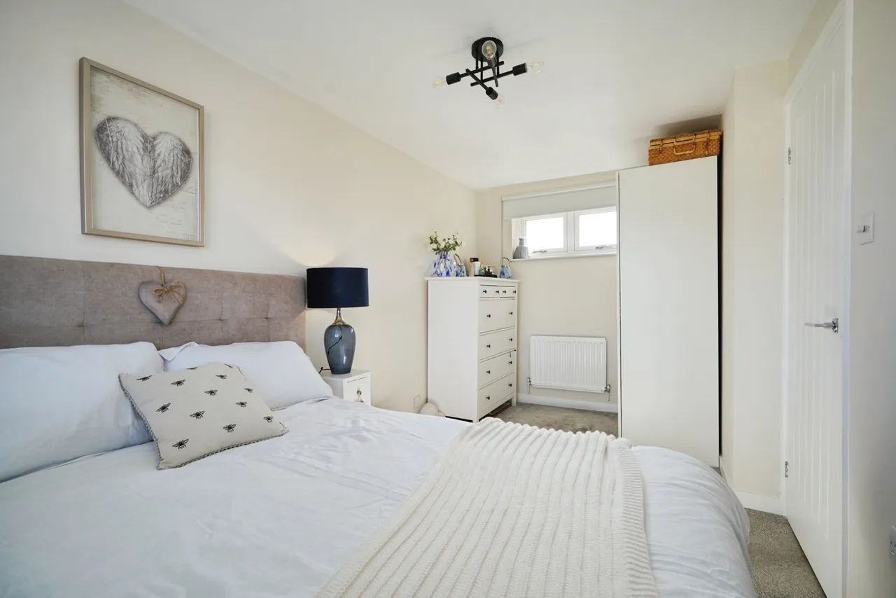 Briar Close, Hugglescote, LE67, photo 13
