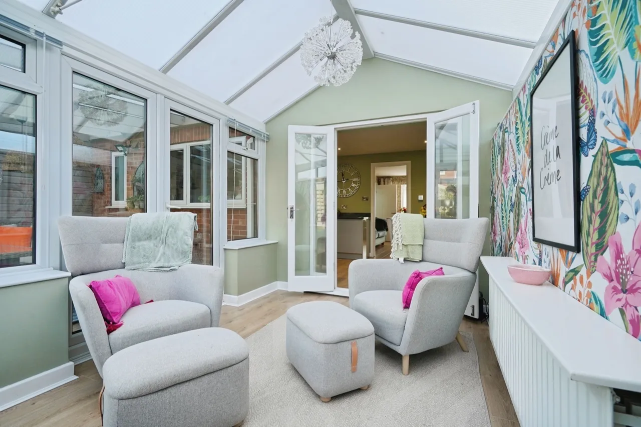 Briar Close, Hugglescote, LE67, photo 17