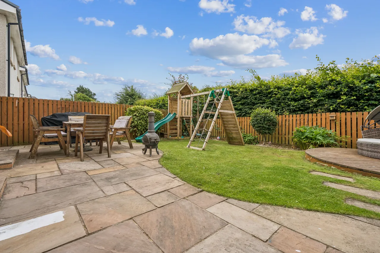 McNaughton Court, Stirling, FK8, photo 22