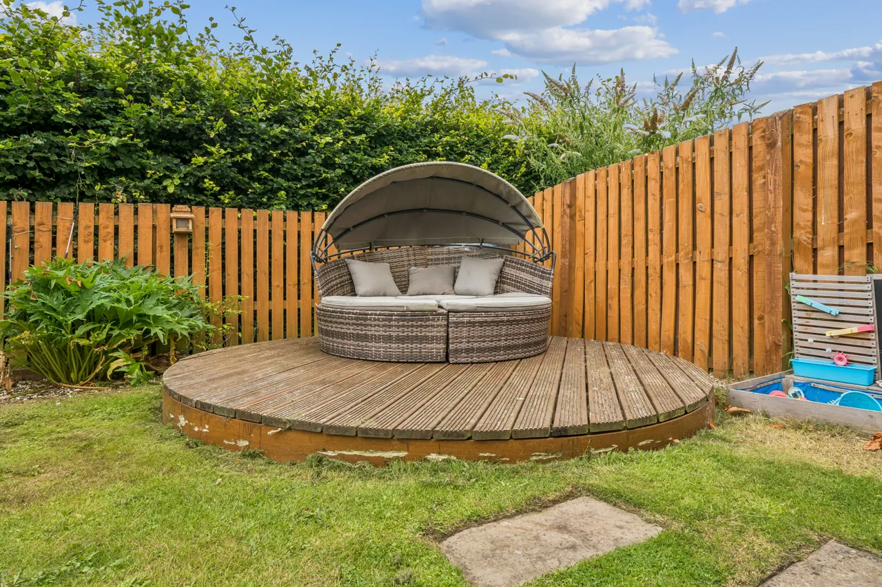 McNaughton Court, Stirling, FK8, photo 24