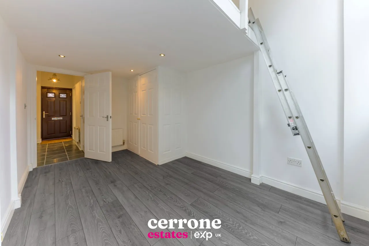 Crescent House, Mount Pleasant, Redditch, B97 4JT, photo 10