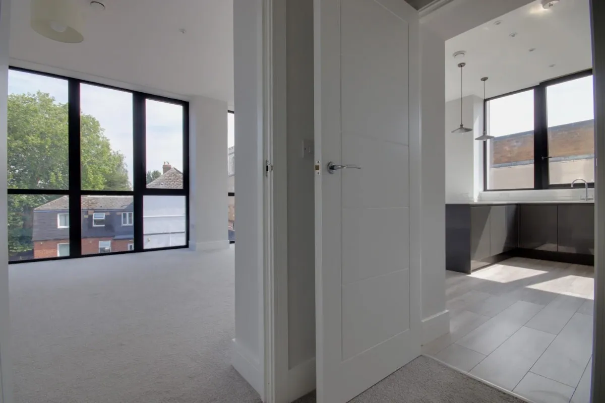 St. Johns Lane, Gloucester, GL1, photo 6