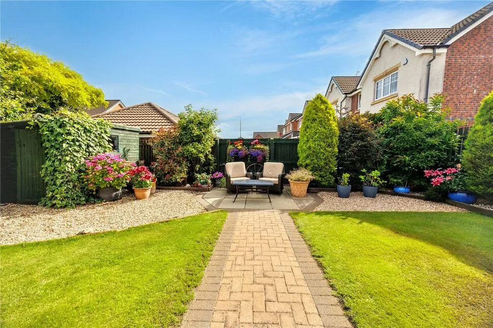 Wallace Brae Avenue, Reddingmuirhead, United Kingdom, FK2, photo 8