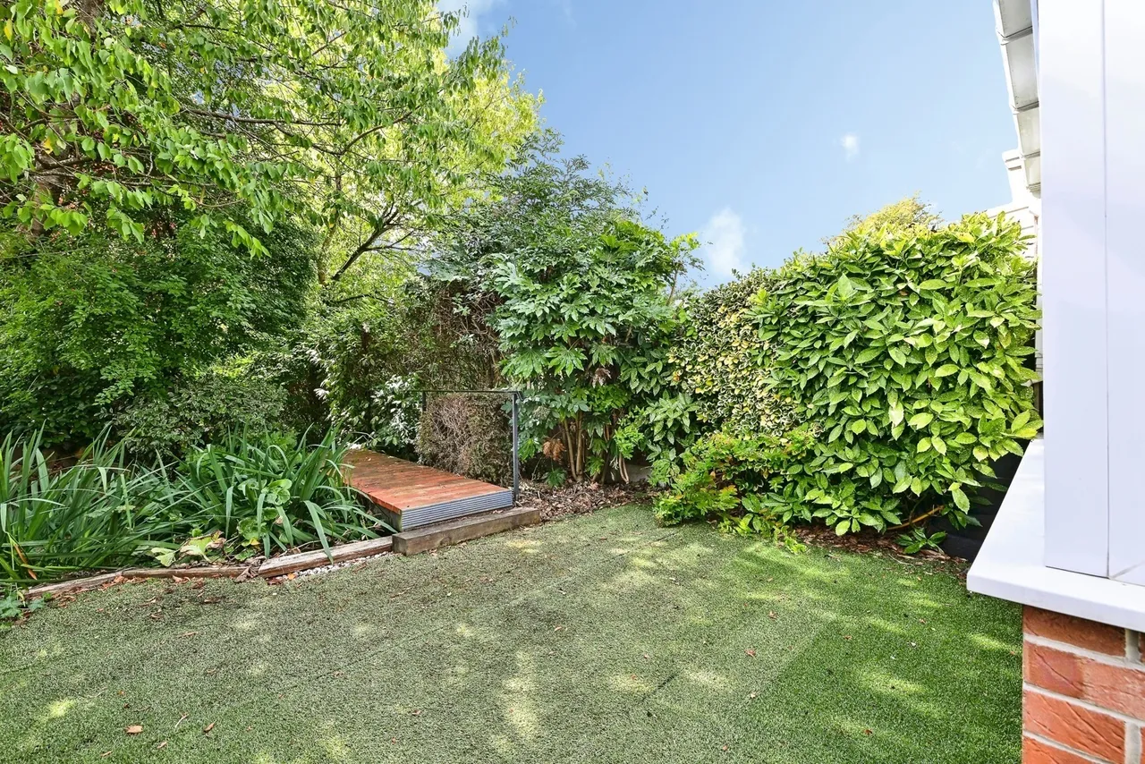 Manville Close, NOTTINGHAM, Nottinghamshire, NG8, photo 17