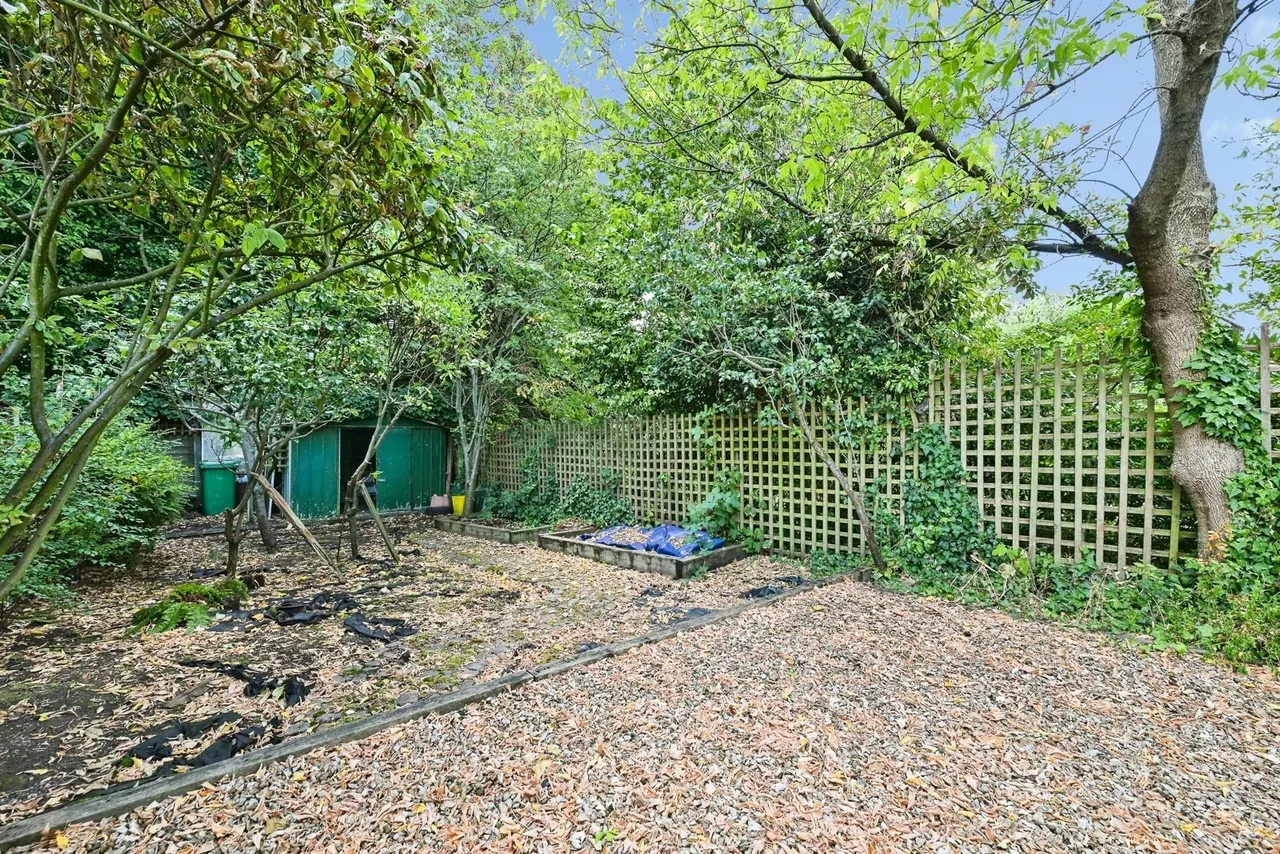 Manville Close, NOTTINGHAM, Nottinghamshire, NG8, photo 18