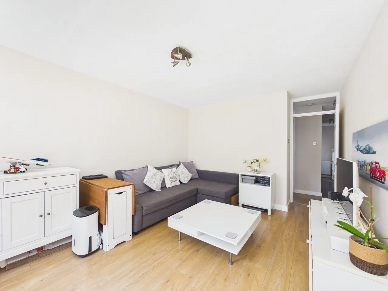 Westland Close, Stanwell, TW19, photo 5