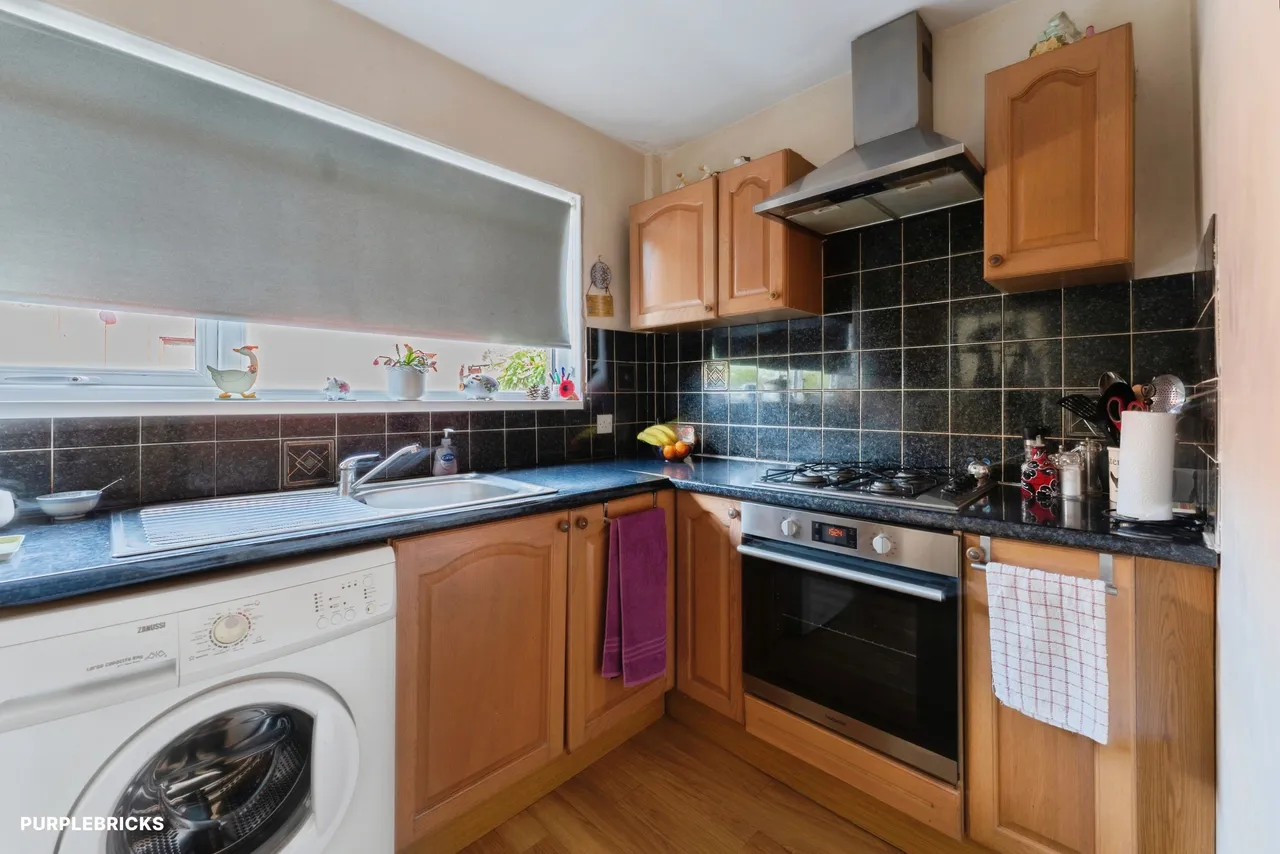 Peter Prices Lane, Wirral, CH63, photo 4