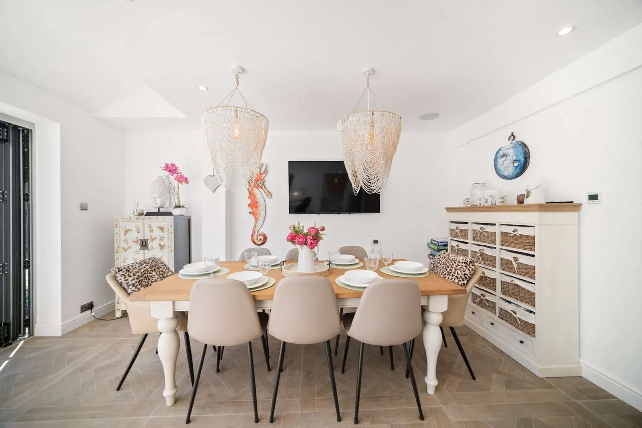Chester Road, Wimbledon, London, SW19 4TW, photo 6