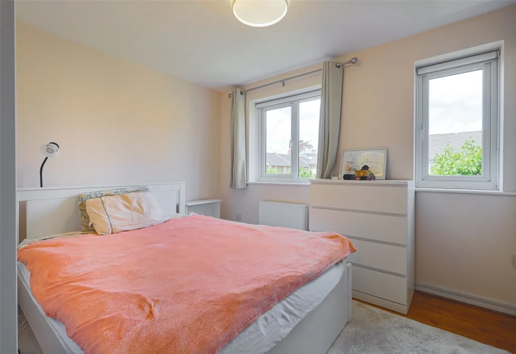 Ringwood Gardens, Mudchute, E14, photo 5