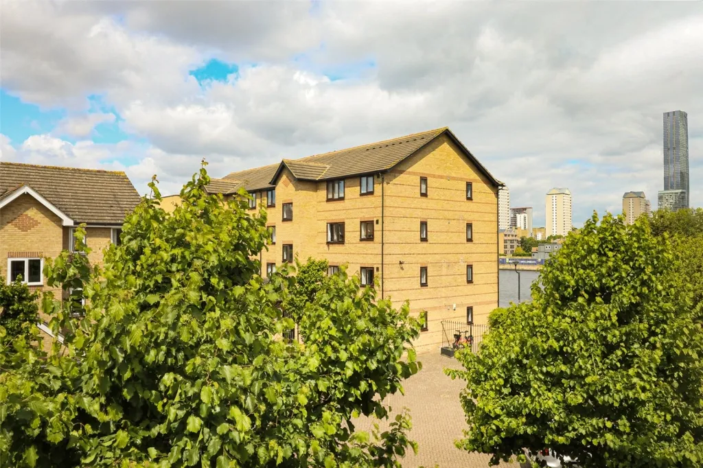 Ringwood Gardens, Mudchute, E14, photo 11