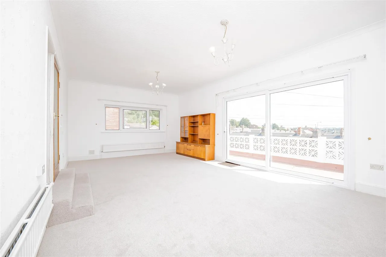 Pontypridd Street, Barry, CF63 2HH, photo 5