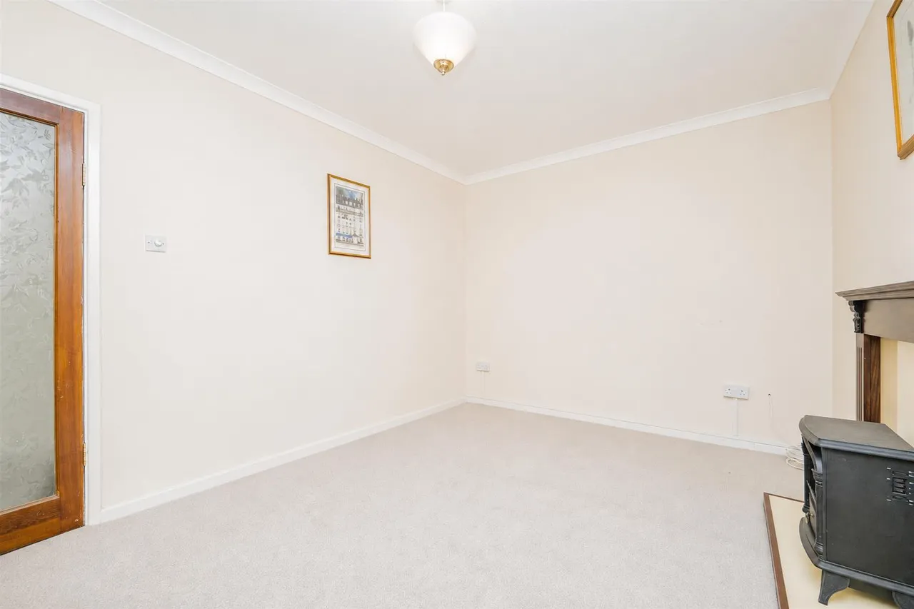 Pontypridd Street, Barry, CF63 2HH, photo 9
