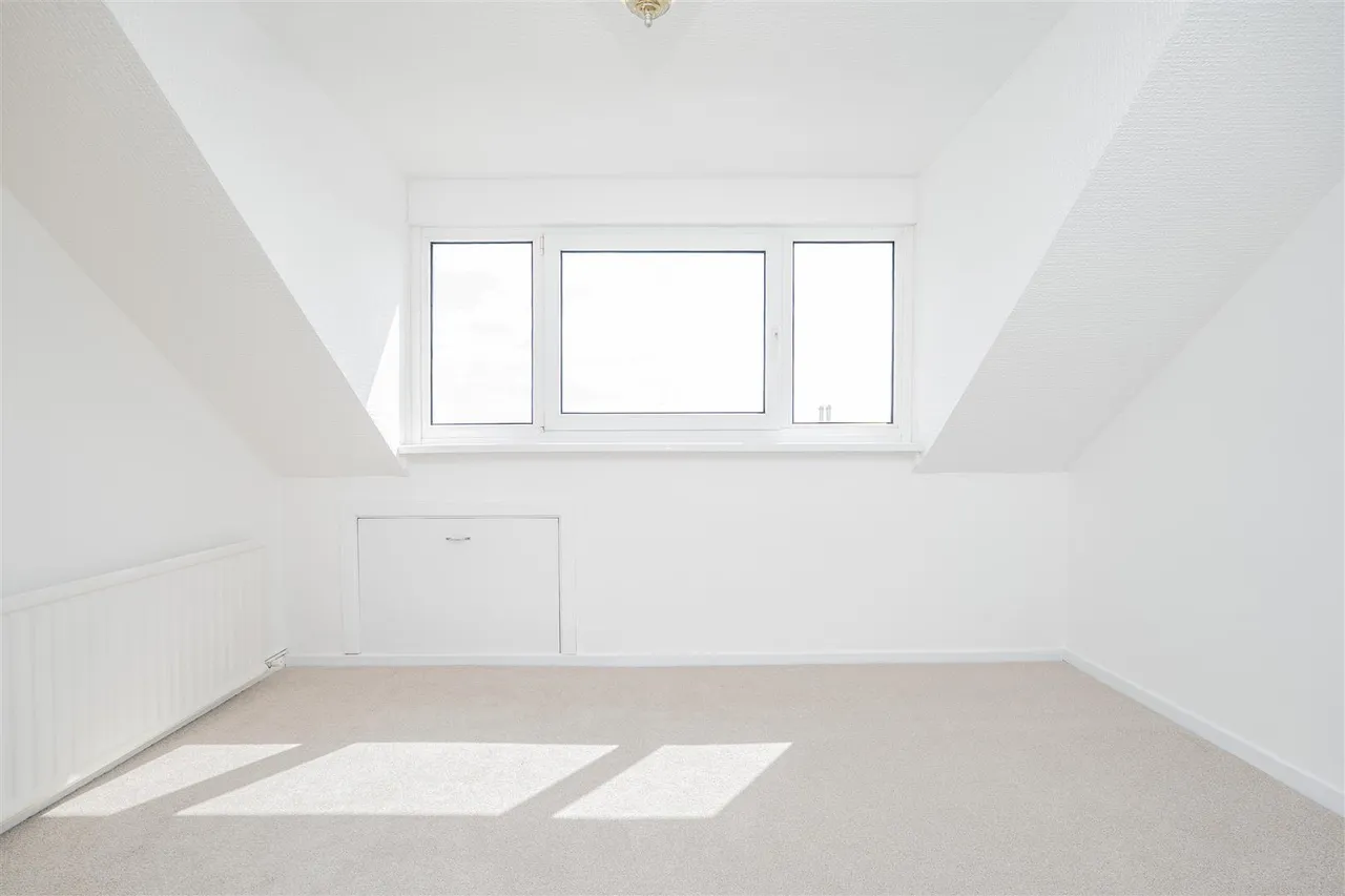Pontypridd Street, Barry, CF63 2HH, photo 13