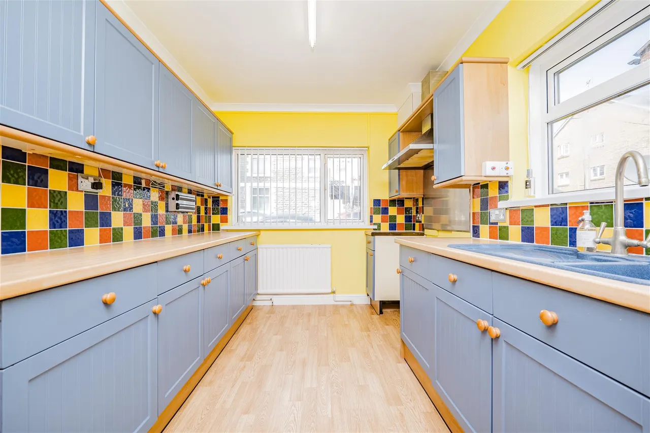 Pontypridd Street, Barry, CF63 2HH, photo 10