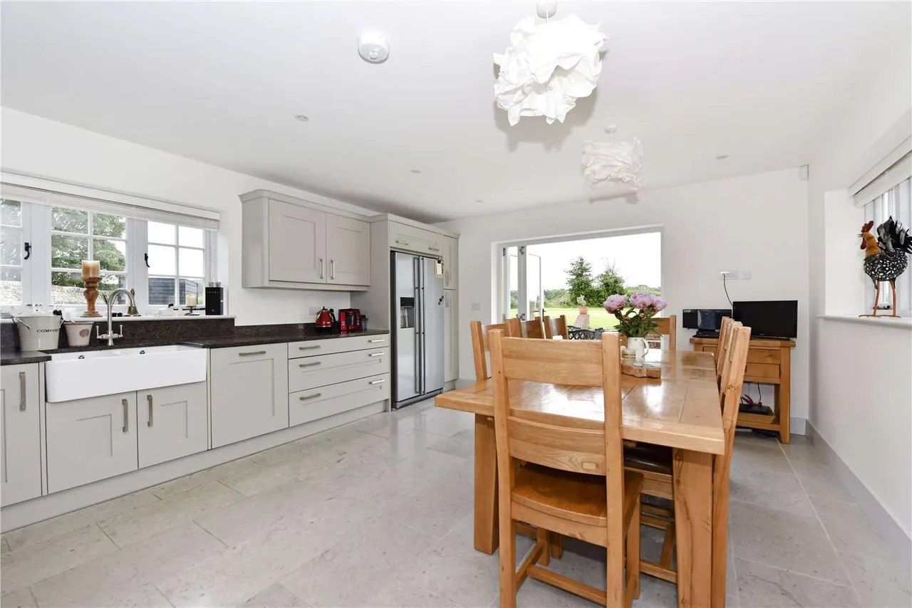 Crowsley Park Farm, Crowsley, Henley-on-Thames, RG9 4JN, photo 4