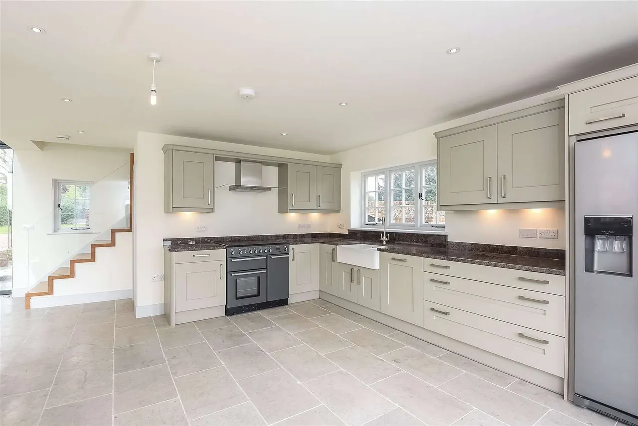 Crowsley Park Farm, Crowsley, Henley-on-Thames, RG9 4JN, photo 6