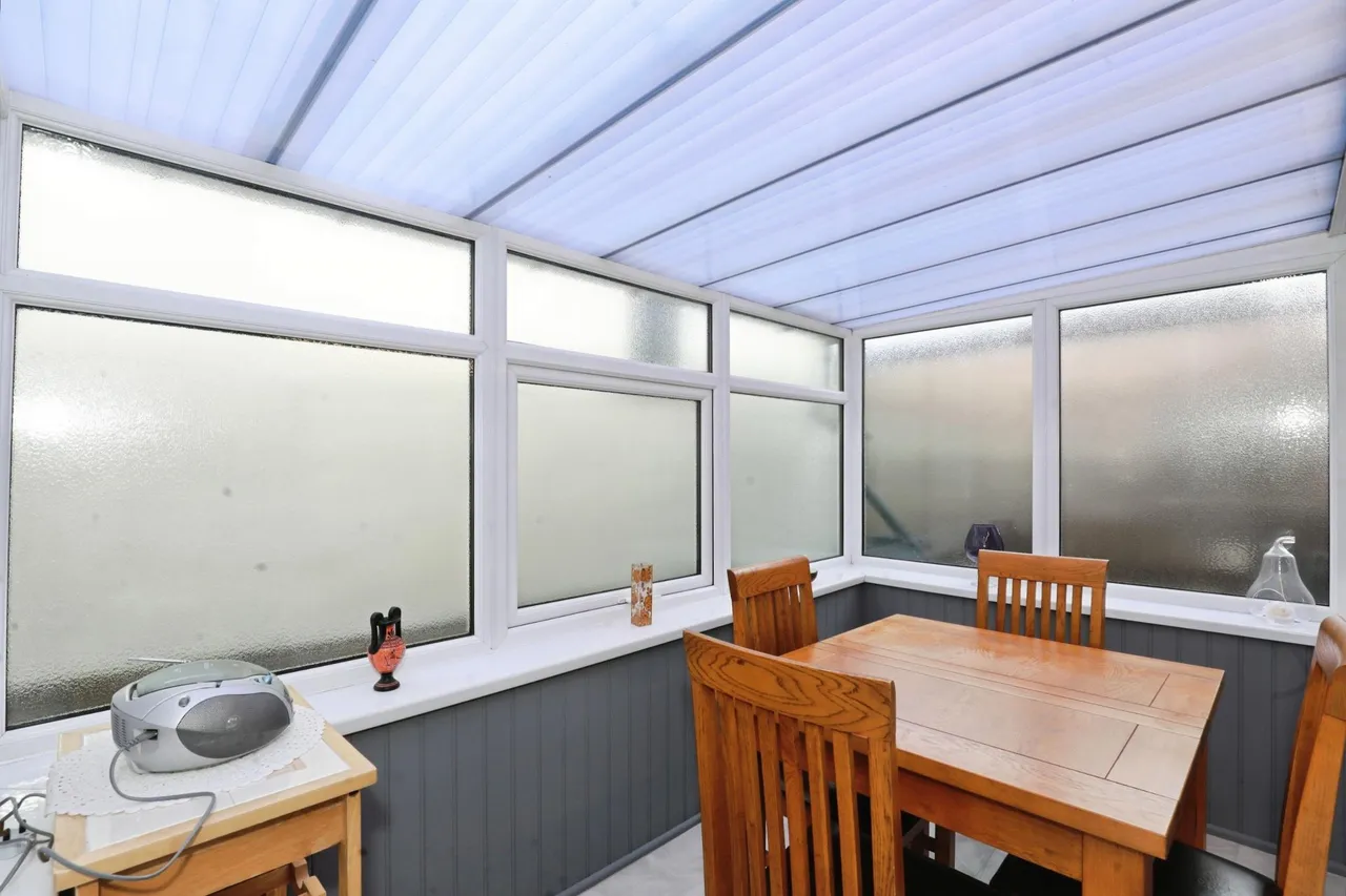Courtway Drive, Sneyd Green, ST1, photo 12
